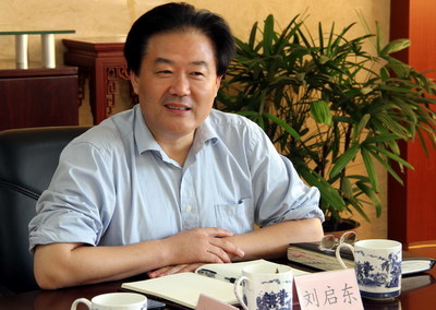 我校黨委中心組召開(kāi)海外教育學(xué)院專題學(xué)習(xí)會(huì)議